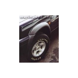 ELARGISSEURS D'AILES MITSUBISHI L200 1997- 2006 DOUBLE CAB ( 10 PIECES )